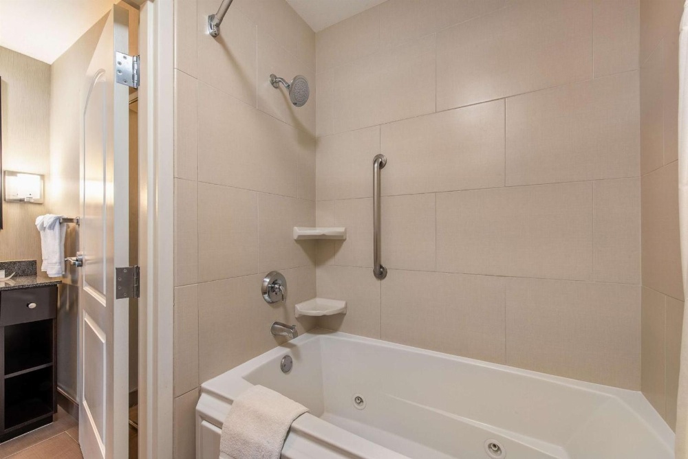 Homewood Suites By Hilton Oxnard/Camarillo Main image